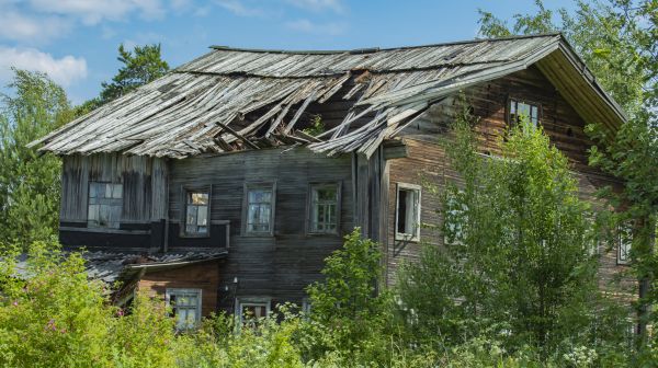 Cottage Demolition in Madera