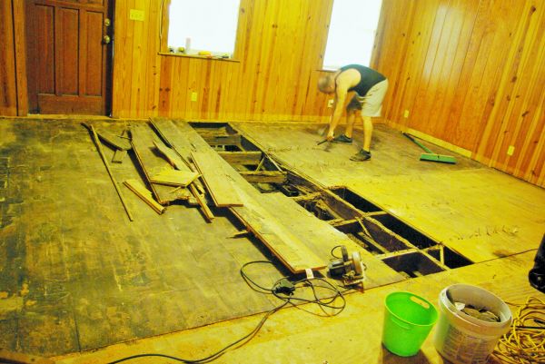 Subfloor Demolition in Madera